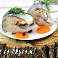 Скумбрия маринованная с луком в банке